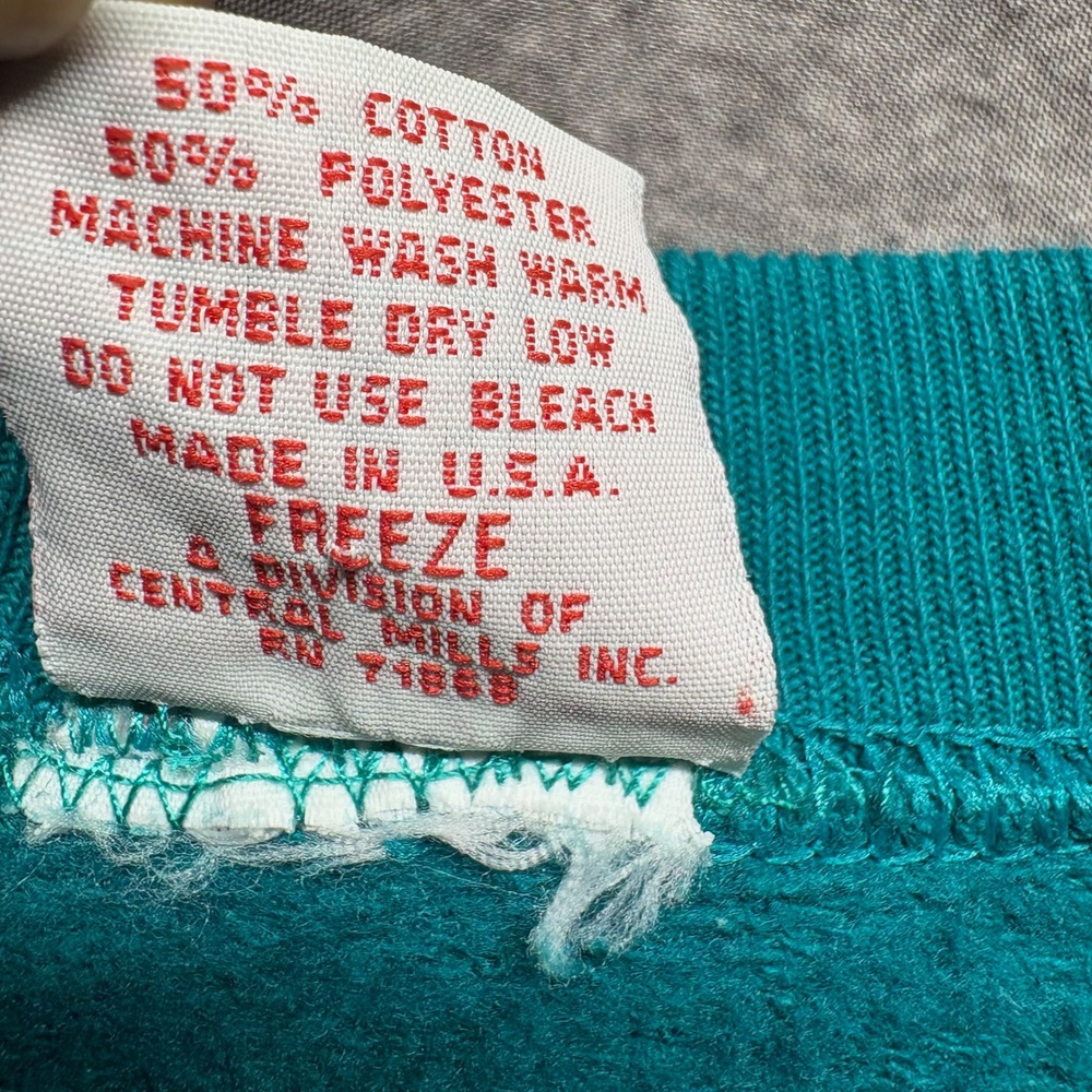 Vintage 1993 Betty Boop Freeze Teal Heart Graphic Sweatshirt Double Sided OSFA - Picture 5 of 10